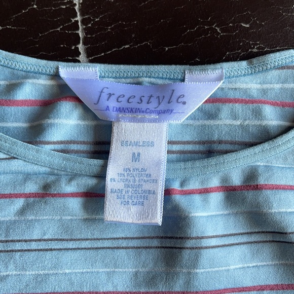 Tank - Picture 2 of 2